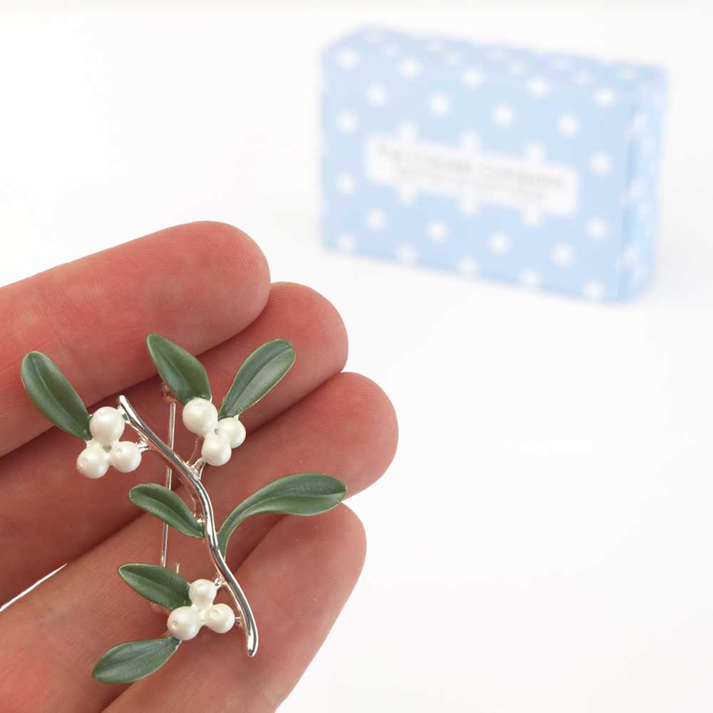 Christmas Mistletoe | Large 3D Brooch | 4.5cm Long | Mini Gift | Cracker Filler