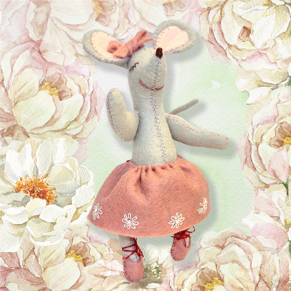 Little Mouse | The Ballet Dancer | Felt Craft & Sewing Kit